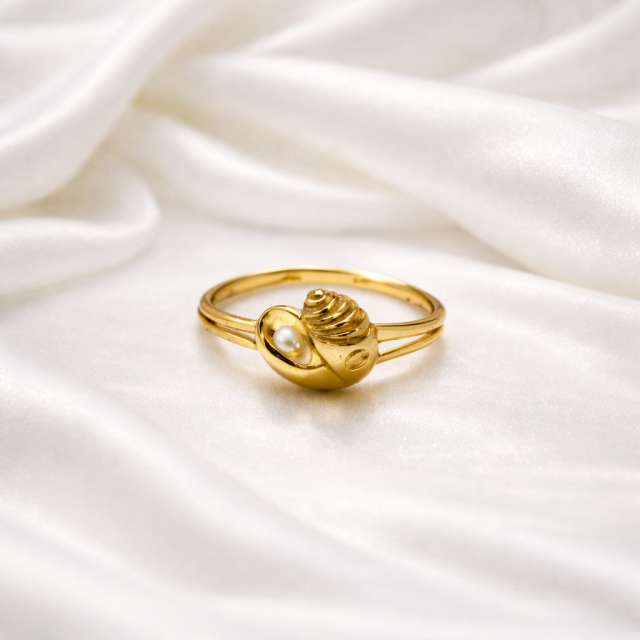 Gold Seashell Pearl Adjustable Ring