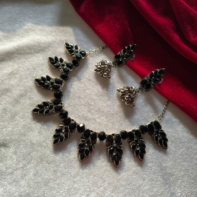 Oxidised Black Stone Leaf Design Choker Necklace Set with Matching Earrings