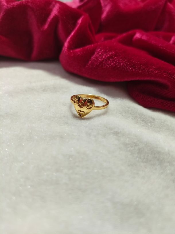 Heart Plate Design Gold Ring for Women