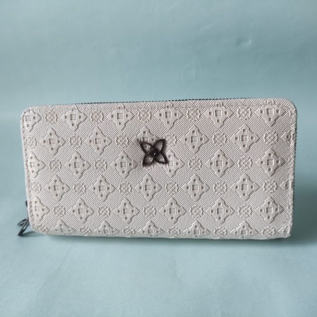 Elegant White Textured Zip Wallet for Women