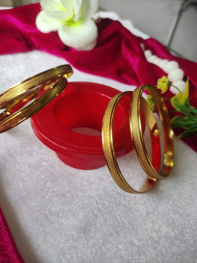 Gold Finish Plain Designer Metal Kada Bangles (Set of 2)