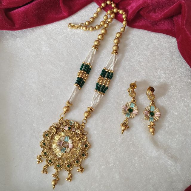 Gold Plated Floral Pendant Necklace Set with Green Beads & Matching Earrings